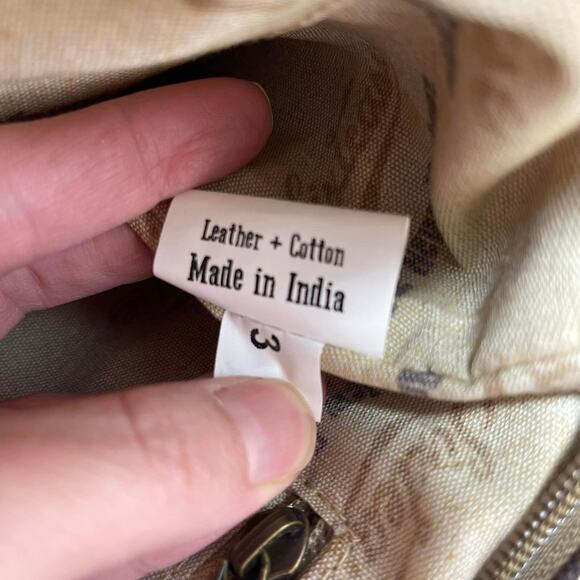 Sixtease Amythest Purple Cream Printed Canvas Brown Leather Large Crossbody Bag - Picture 10 of 10